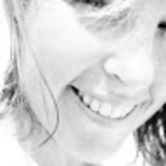 Meet your Posher, Colleen - Picture 1 of 1